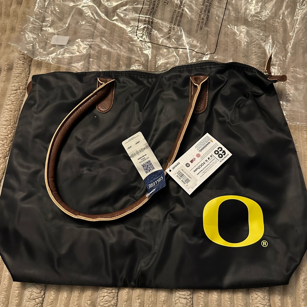 University of Oregon O Logo Black Tote Bag with Yellow O nwt